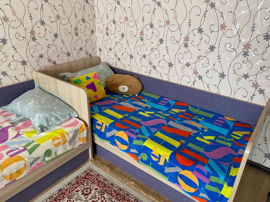 Продам детский гарнитур  хорошем состояний