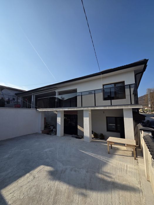 Безпрофилно остъкление