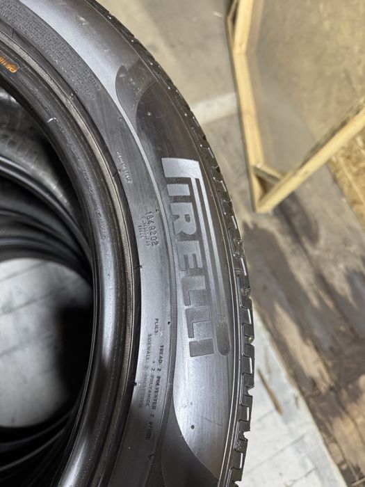 235/55/19 Pirelli