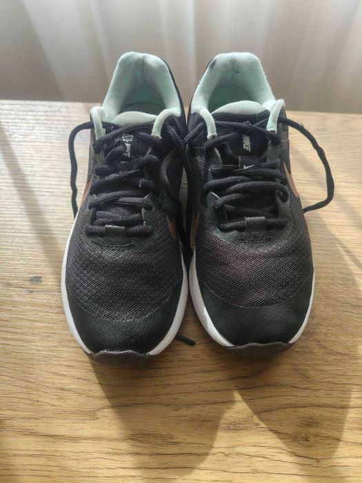 Маратонки  nike