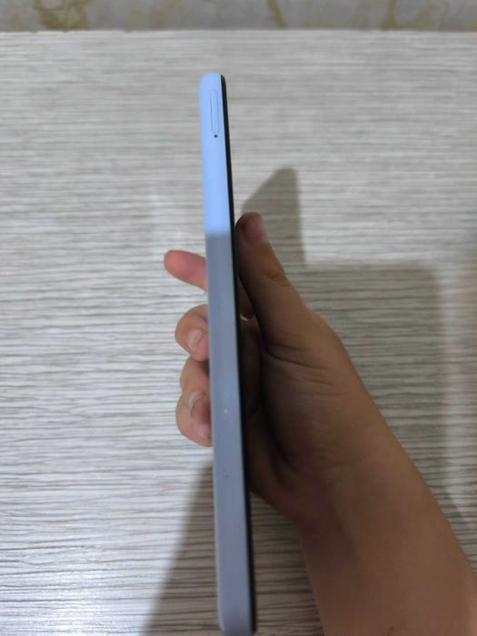 Телефон Samsung A13