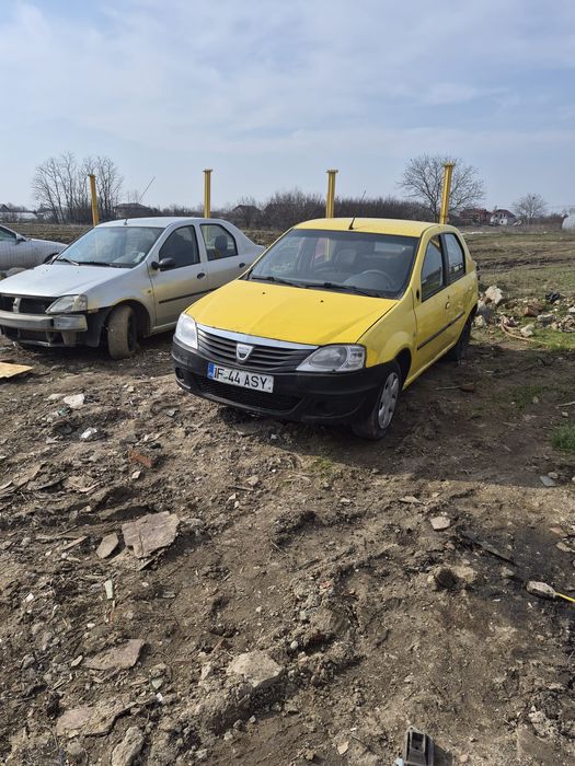 Bara fata Dacia Logan 2011 Berlina 1.2 benzina