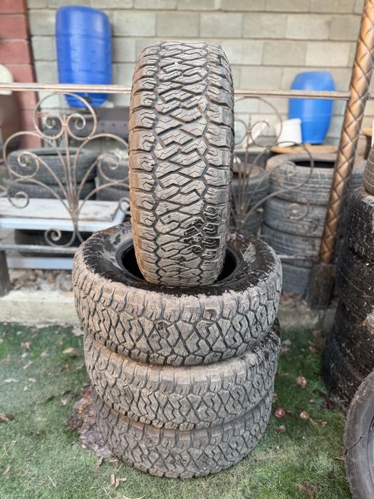 265/65 R17. MAXXIS AT