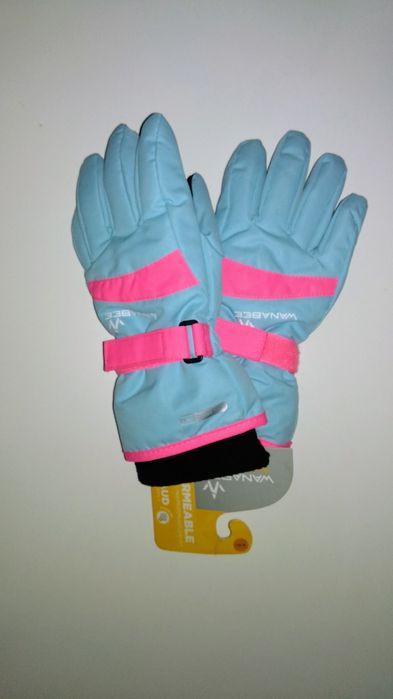 Спортни ръкавици