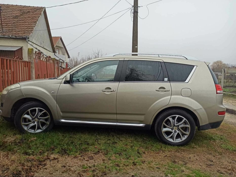 De vanzare Citroen C- Crosser