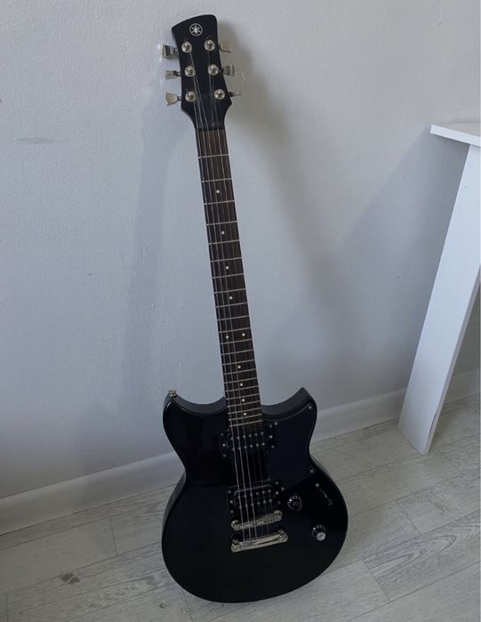 Электрогитара Yamaha Revstar