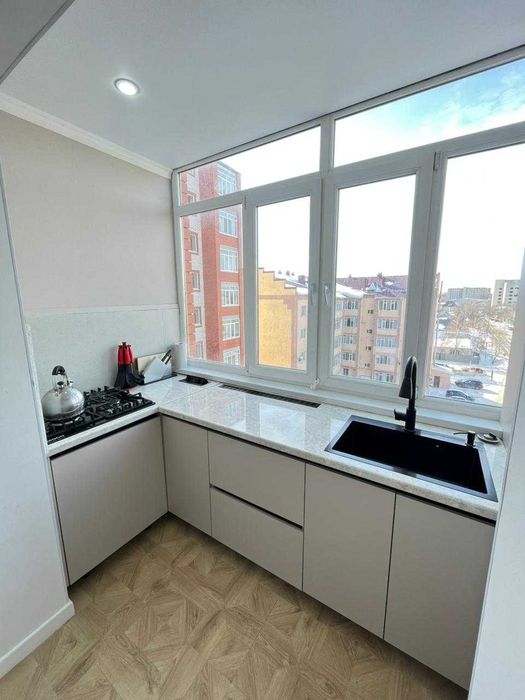 продается 1 комн кв р-н Нефтебаза