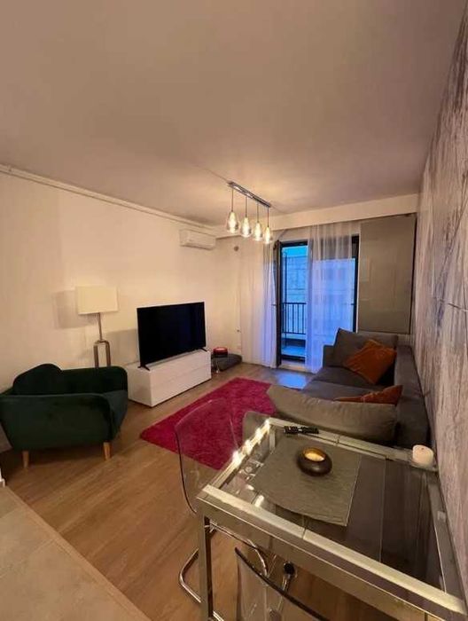 Дава се под наем Двустаен апартамент в Пловдив, Гагарин - 60 кв.м за 275.4 € - Снимка #1