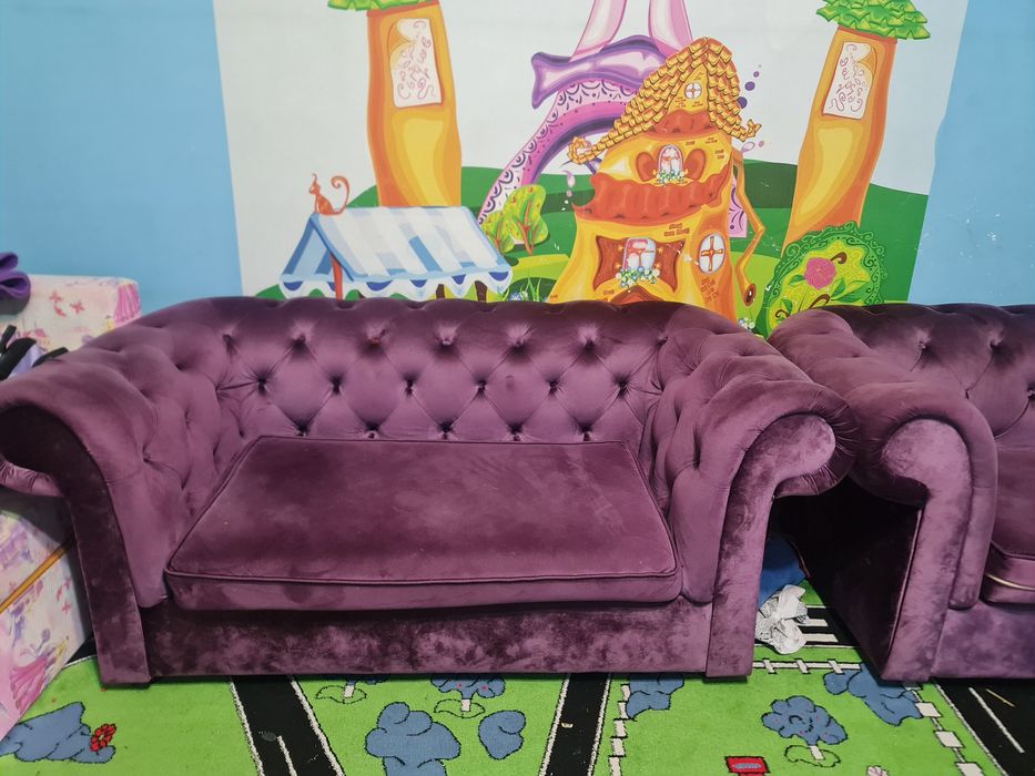 Мягкий мебель , диван и кресло