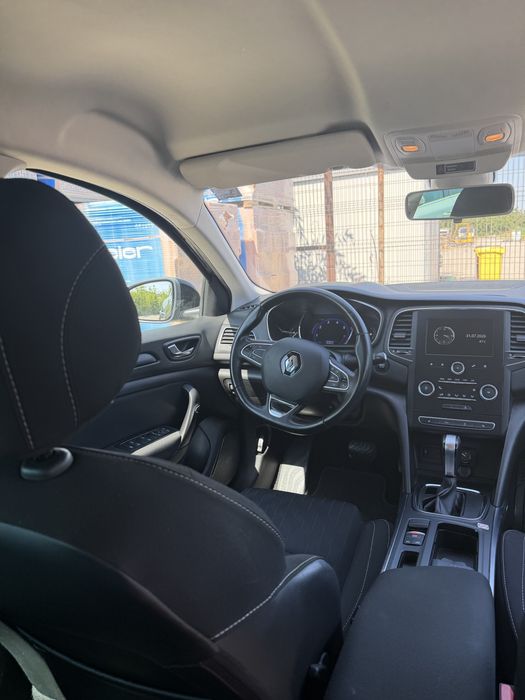 Renault Megane Grandtour LIMITED 1.3 TCe 140 CP Automată – CarPlay – 08/2019