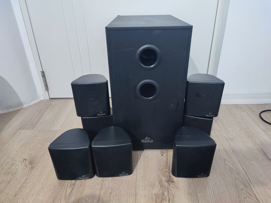 Subwoofer pasiv Magnat 3 cai bass reflex fara sateliti