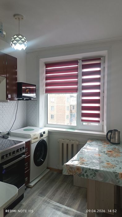 Продается 2х комн квартира.Проспект победы 2б