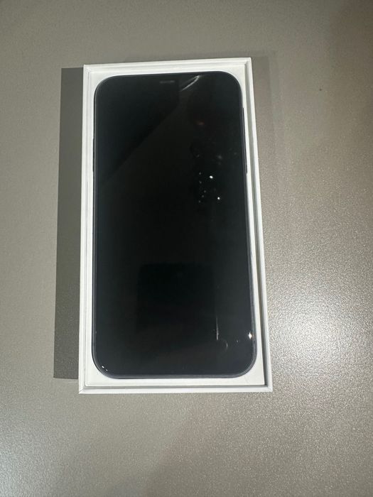 iPhone 11 64gb black