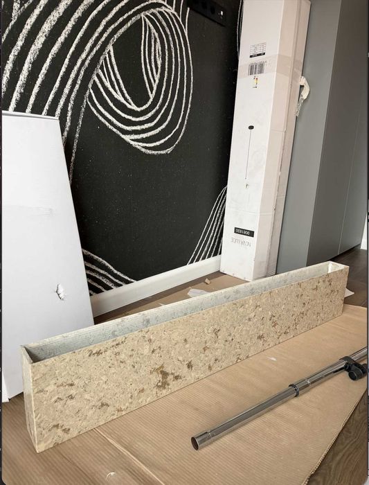 Comoda / Consola QUARTZ compozit cu efect de marmură Karamanli.