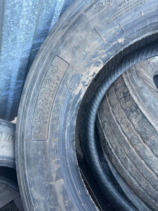 Продам шины 4 шт