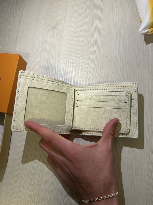 Portofel stoc limitat