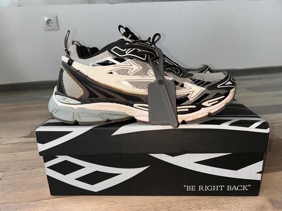 Off White Be Right Back