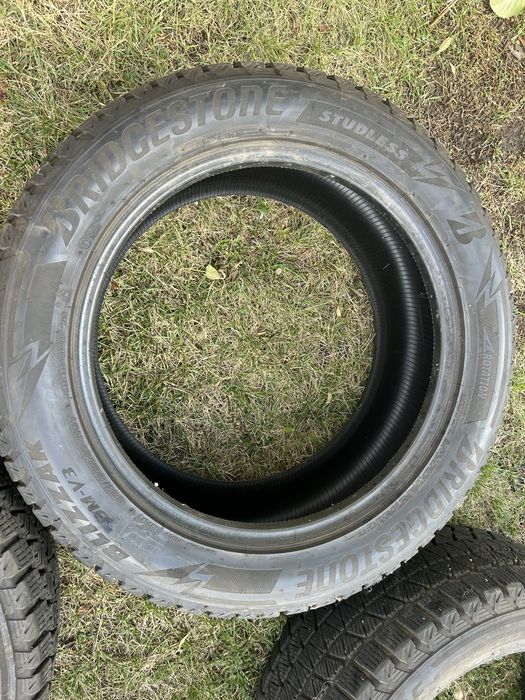 Продавам зимни гуми Bridgestone Blizzak 285/50R20