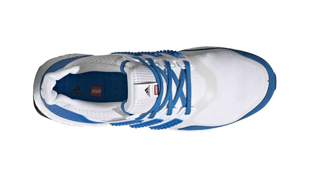 Чисто нови оригинални маратонки Adidas Ultraboost Lego