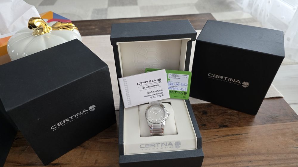 Часовник Certina