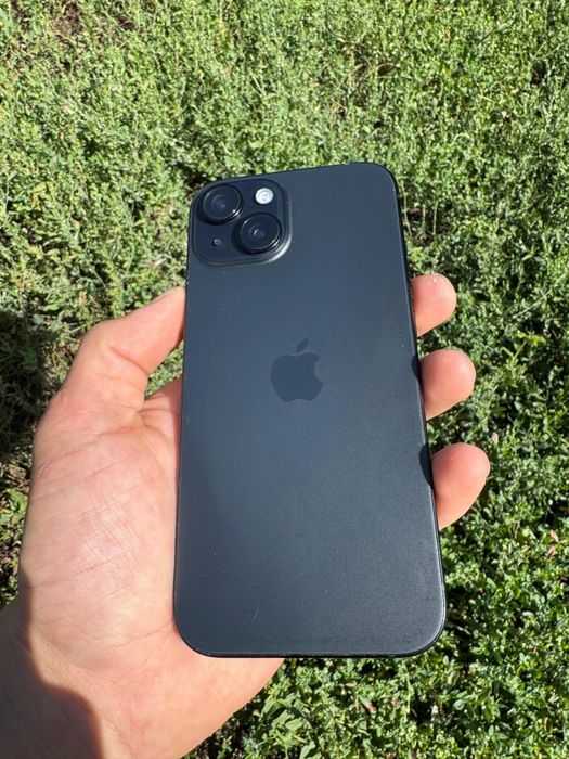 СРОЧНО продаю iPhone 15