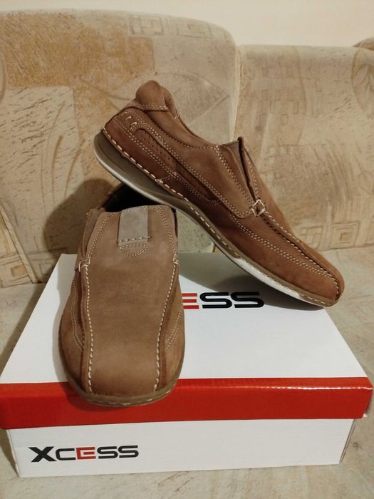 Нови мъжки обувки