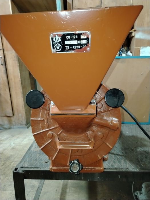 Продаётся дробилка