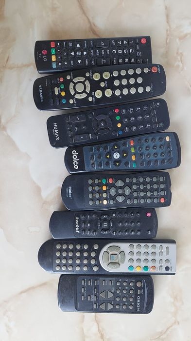 Vând telecomandă (telecomenzi) pentru televizor TV, LG, Samsung, dolce