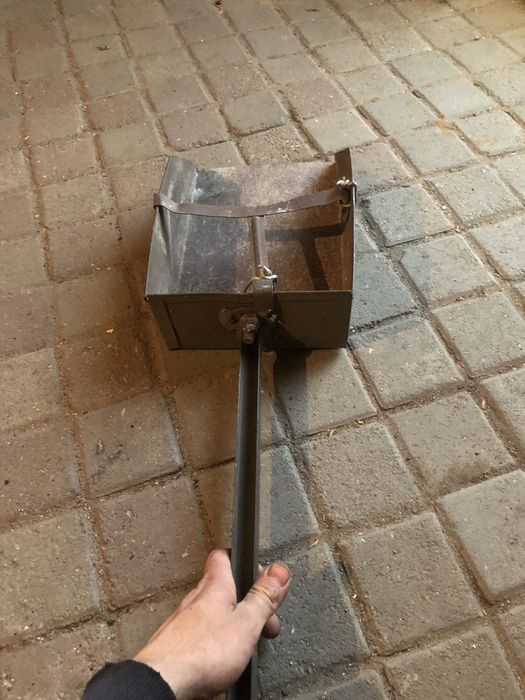 Продам совок металлический