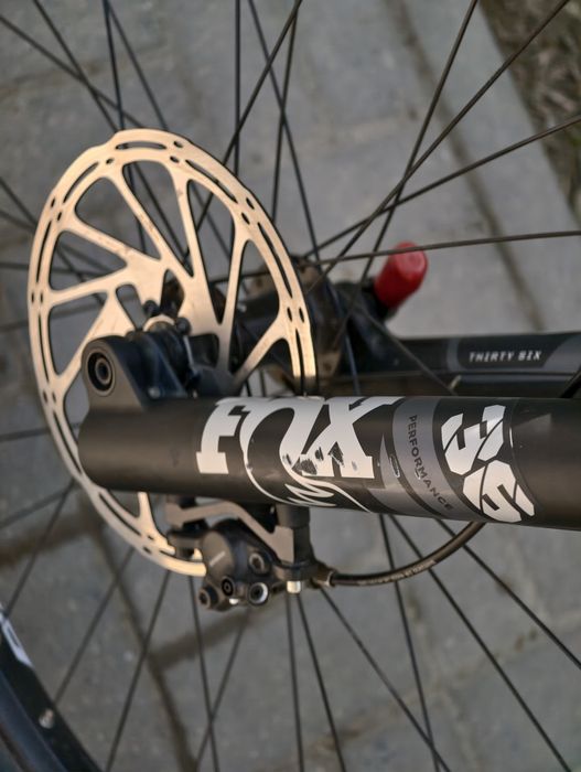 Продается вилка fox 36