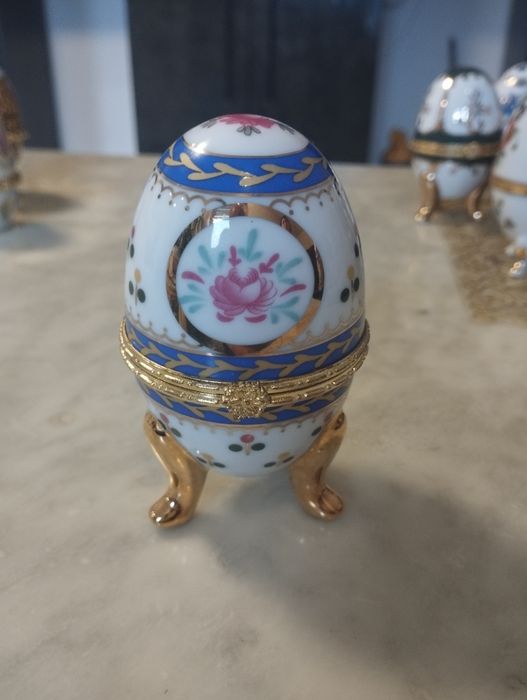 Порцеланови якца