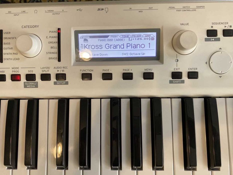 Korg  KROSS 2 - 61