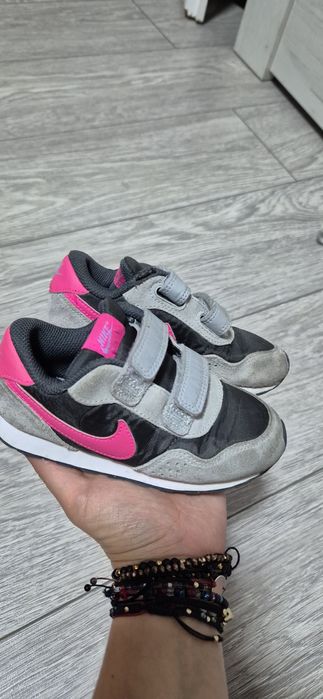 Adidași Nike mărimea 26