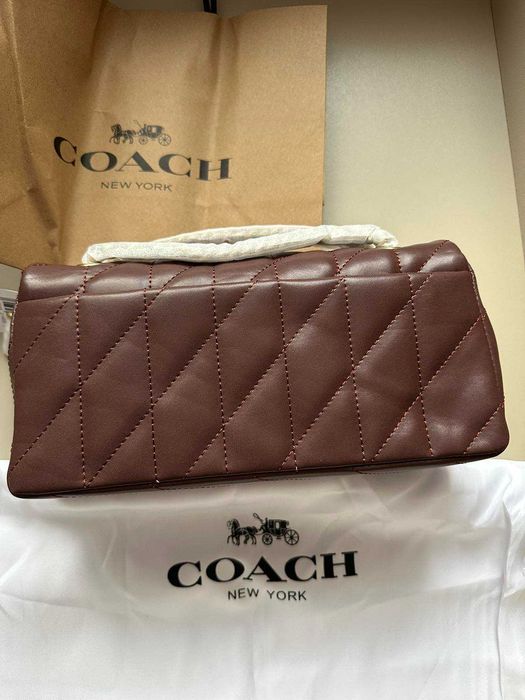 Дамска чанта Coach Tabby 26