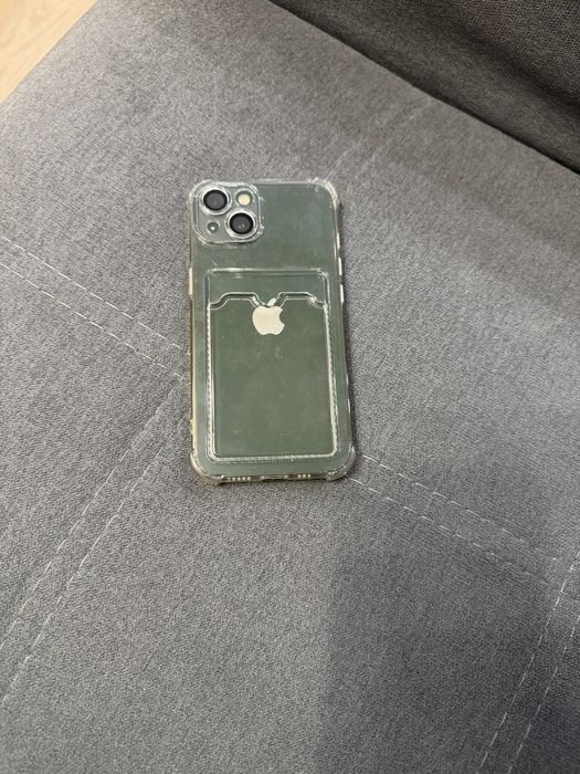 iPhone 13 зеленый