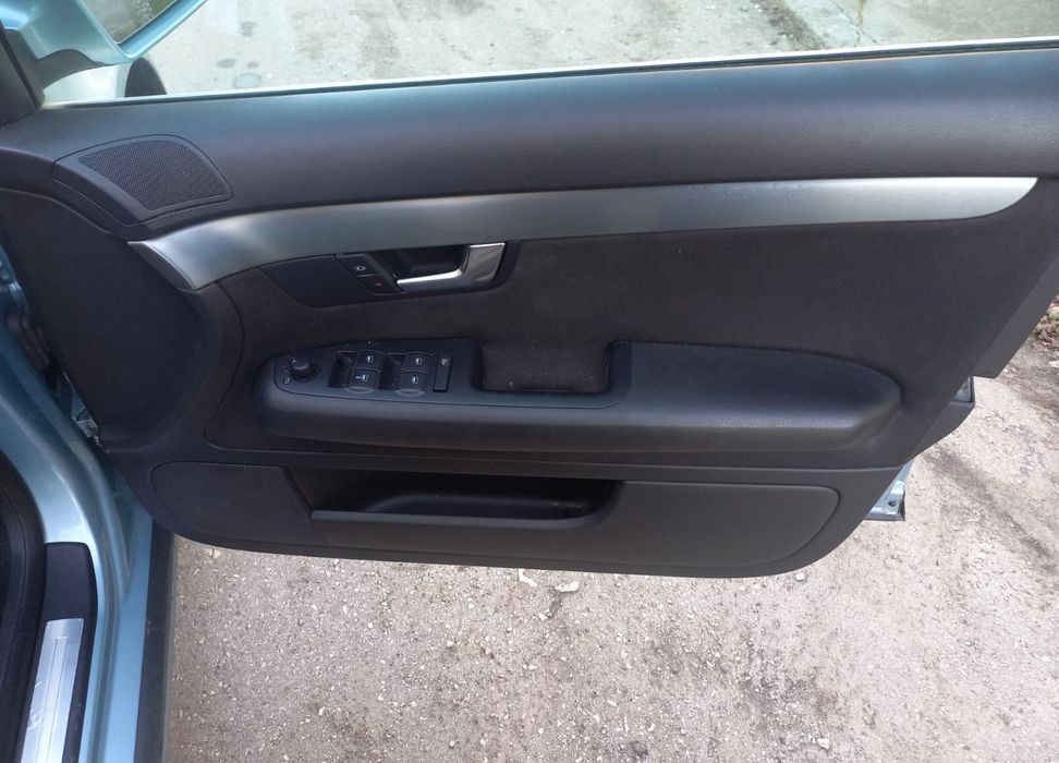 Ауди а4 б7 2,0тди БЛБ 140кс на части/audi a4 b7 2,0tdi blb na chasti