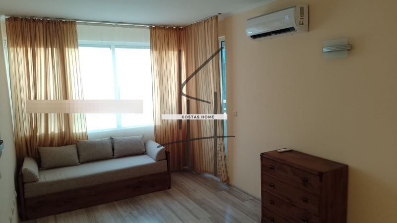 Продава се Двустаен апартамент в к.к. Златни пясъци - 59 кв.м за 1560 €/кв.м - Снимка #4