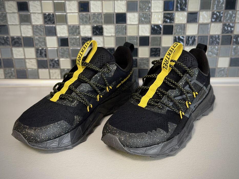 Adidasi NEW BALANCE Tektrel 42 !!!