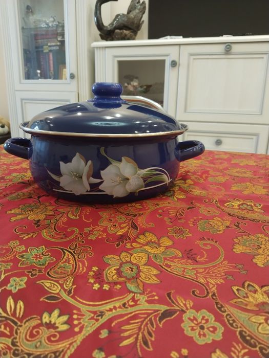 Кастрюля эмалированная 3л