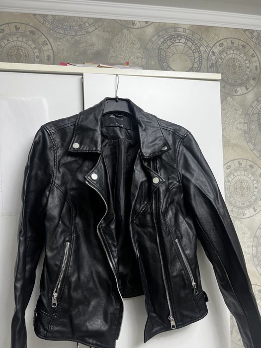 одежда срочно продамммм одеждаа по низким ценам