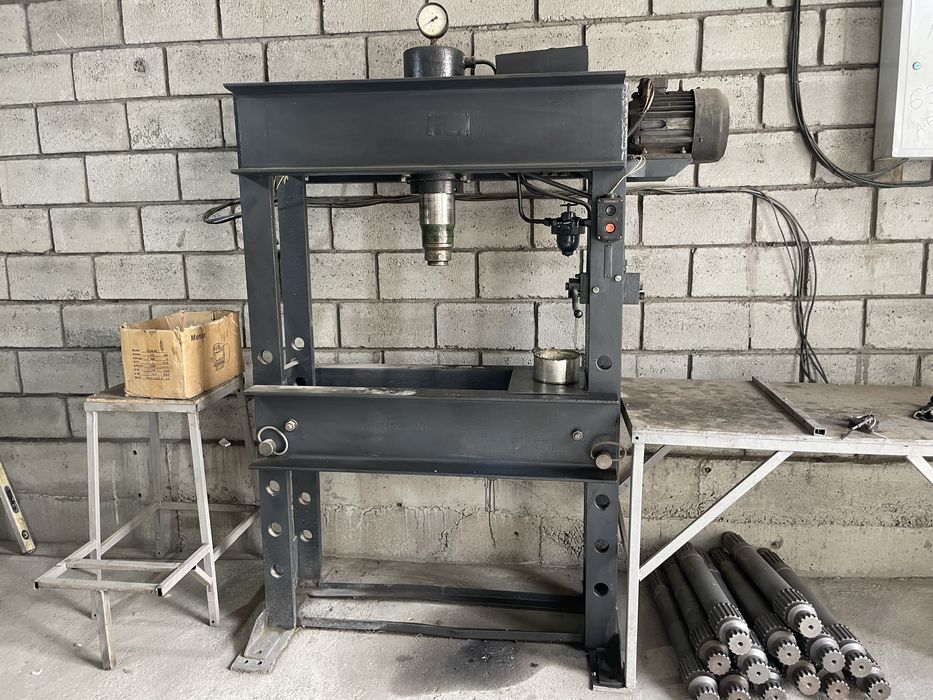 Pris dasgohi sotiladi