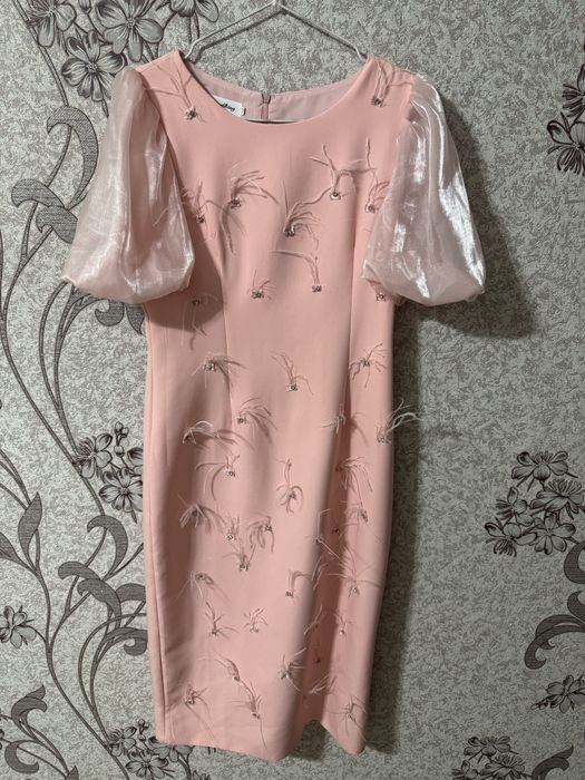 М размер көйлек сатылады, 1 рет киілген, химчистка өтілген