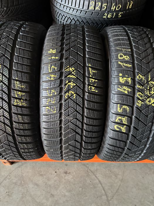 Anvelope Iarna 225/45/18 Pirelli SottoZero 3 RFT 225 45 18 R18