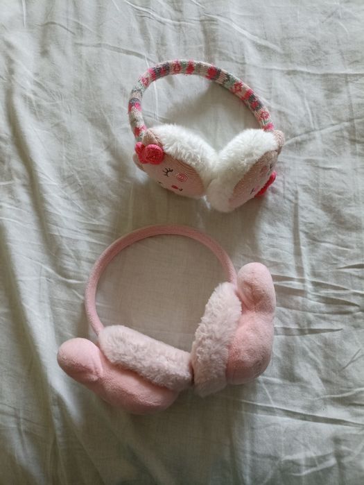 Платюшко на 6-8 лет связанное вручную и наушники