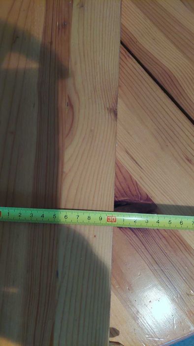 Кухненска дървена маса