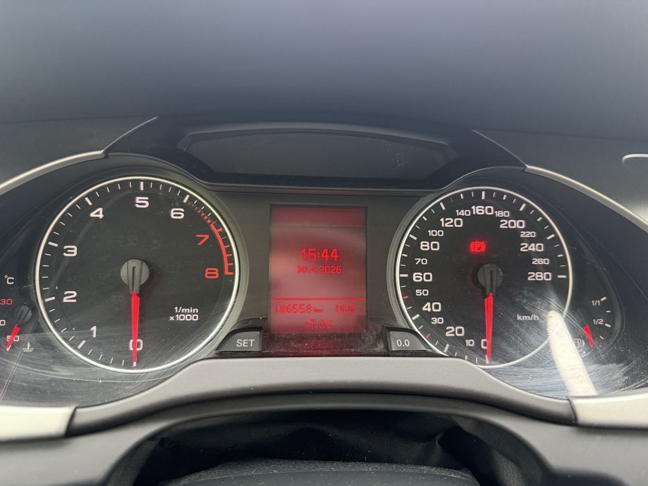Audi a4 b8 1.8tfsi automat