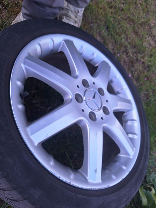 Vand roti aliaj mercedes 215/45/17