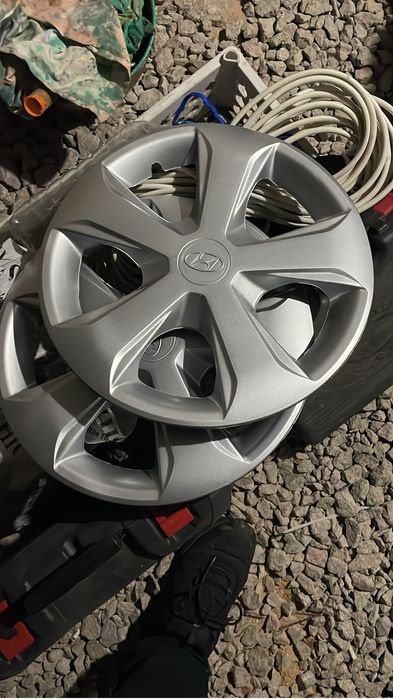 Хендай колпак на 15  новые