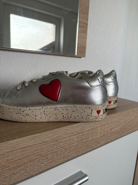 Обувки Love Moshchino