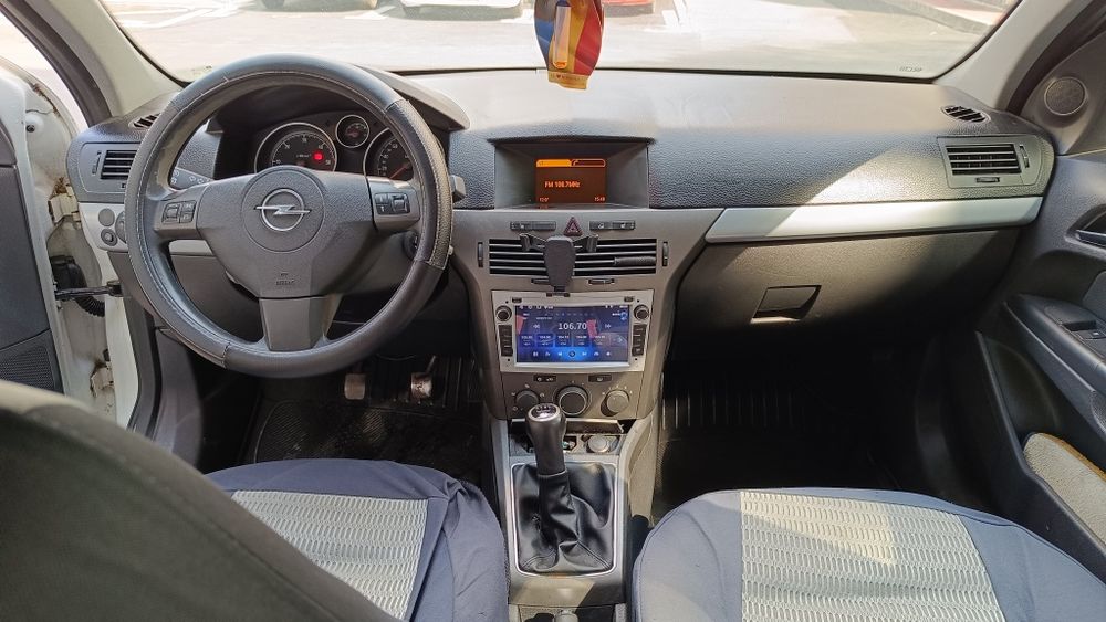 Opel Astra H, Navigație, multe piese  noi.